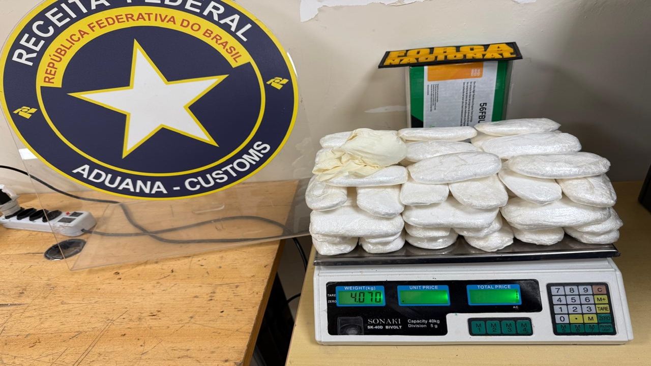 Receita Federal retém 4 kg de substância análoga à cocaína na Aduana da Ponte Internacional da Amizade