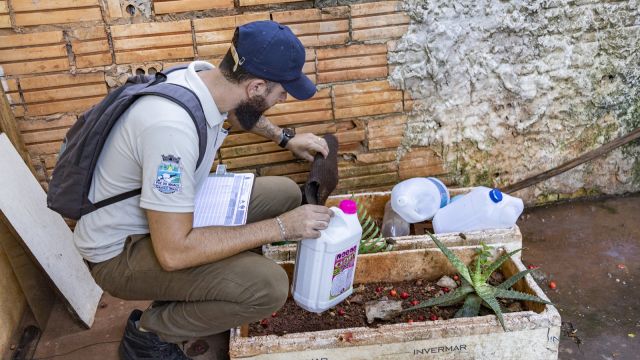 Imagem referente a notícia: Foz do Iguaçu intensificou ações preventivas de fiscalização contra a dengue