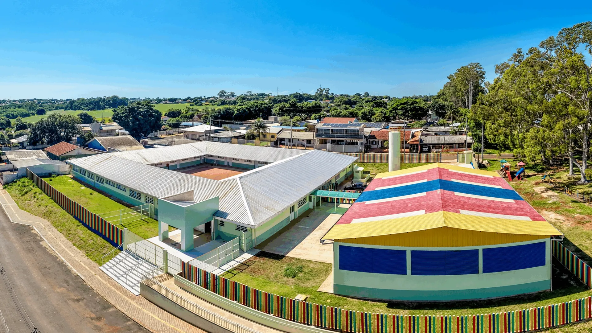 Imagem referente à notícia: Escola Municipal Cândido Portinari terá nova estrutura para 2026