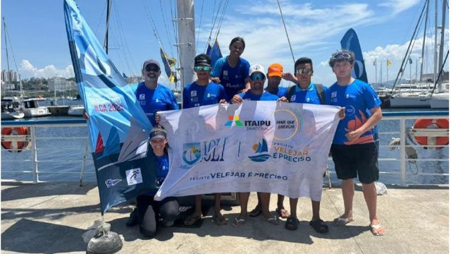Imagem referente a notícia: Atletas de Foz do Iguaçu se destacam no Campeonato Brasileiro de Vela no Rio de Janeiro