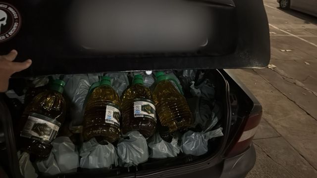 Imagem referente a notícia: Contrabandistas são presos e multados após desacato a servidores e embaraço a fiscalização da Receita Federal em Santa Terezinha de Itaipu